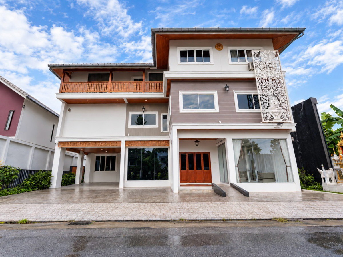 รูป 🏡✨ ขายบ้าน/อาคารพักอาศัย 3 ชั้น ใจกลางเมืองเชียงใหม่ – ทำเลวัวลาย–ช้างคลาน ใกล้สี่แยกสนามบิน - รูปที่ 14/15