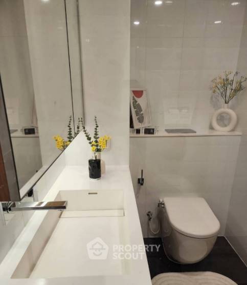 picture 15th-Floor 1-BR Condo At Landmark @MRTA Station (ID 3017462) - 4/5