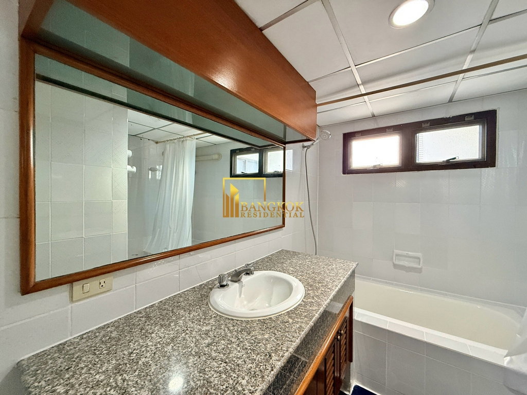 รูป Huge 2 Bedroom Apartment For Rent in Sukhumvit Soi 3 Area - BR0177AP - รูปที่ 15/33