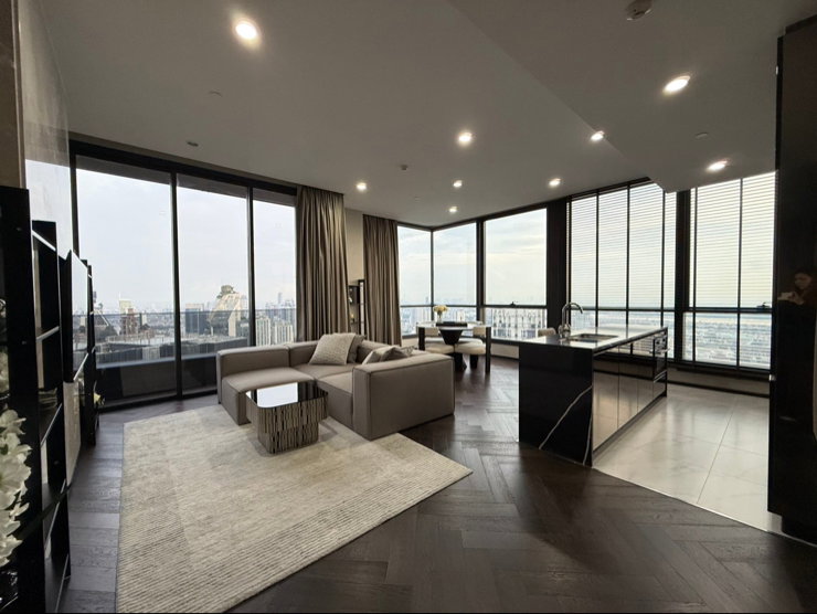 3 bedroom at the Esse sukhumvit 36 for rent