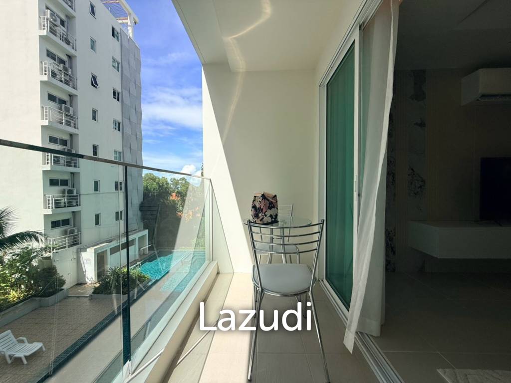 picture Sunset Boulevard 1 Newly Renovated Studio Condo for Sale - 11/12