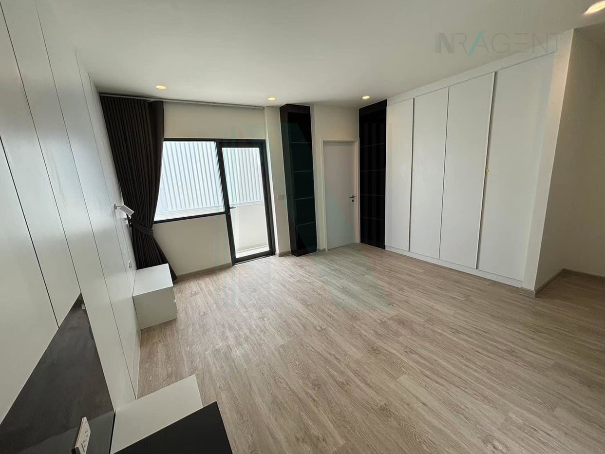 รูป 📌 ขายบ้านแฝด โครงการ อาคิน วิภาวดี 3 ชั้น 3 ห้องนอน 4 ห้องน้ำ - รูปที่ 3/8