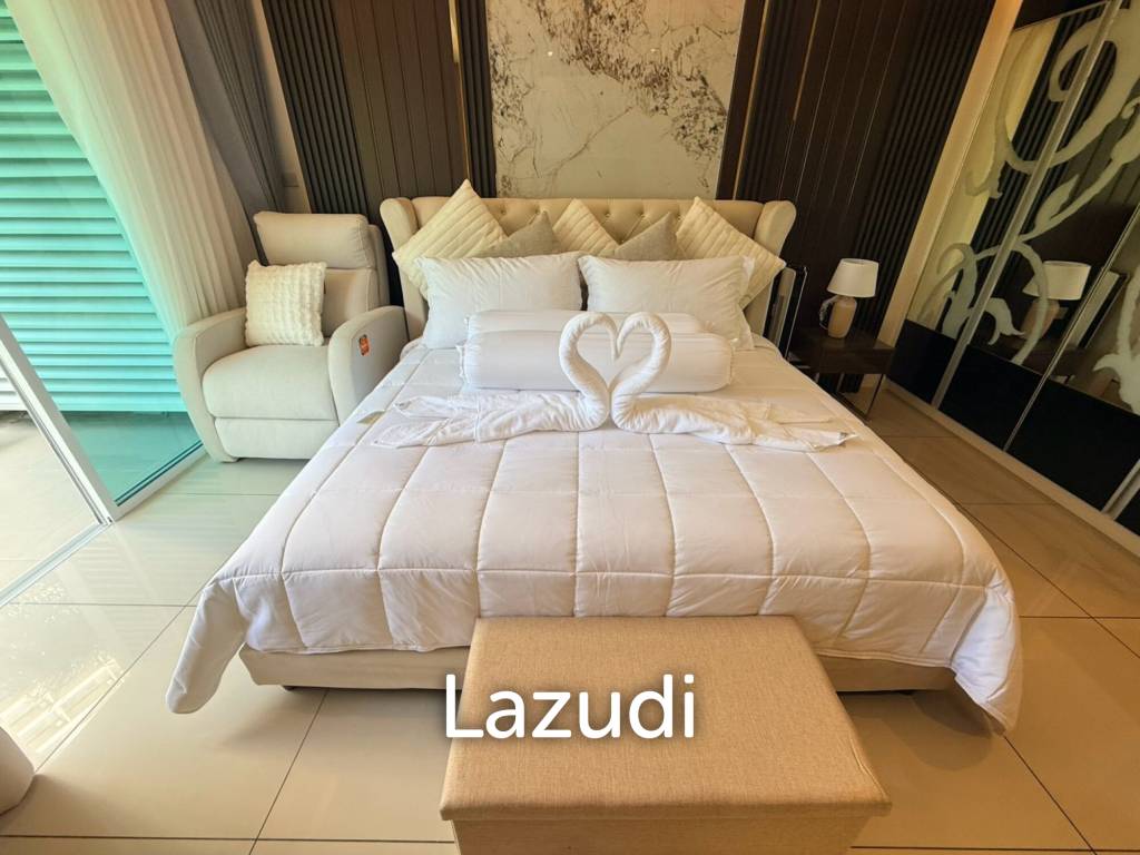 picture Sunset Boulevard 1 Newly Renovated Studio Condo for Sale - 3/12