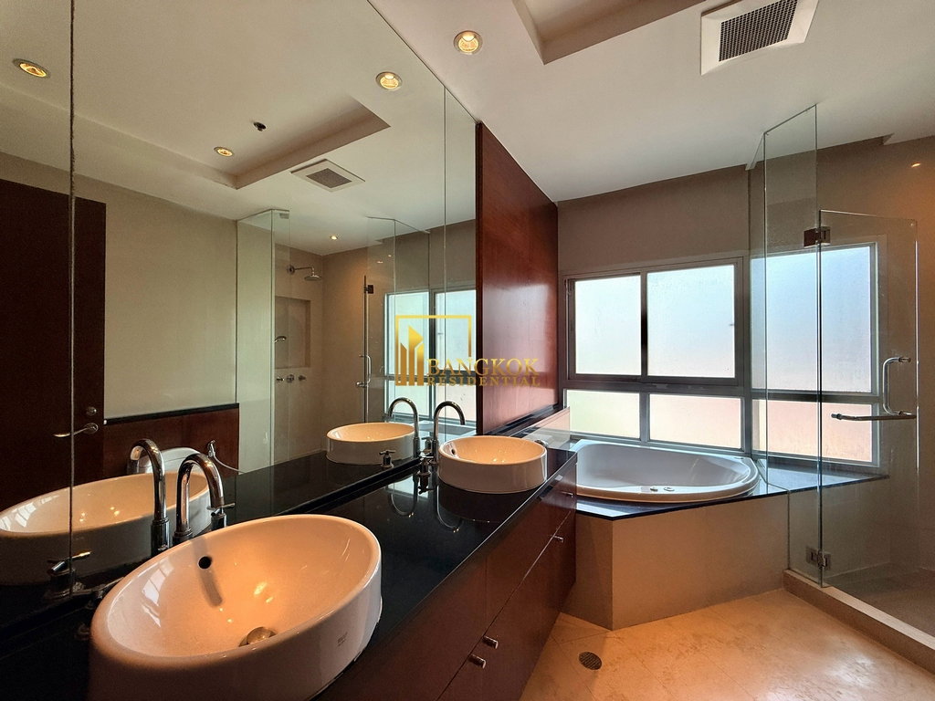 picture Impressive 3 Bedroom Apartment For Rent in Ploenchit Area - BR21188AP - 16/39