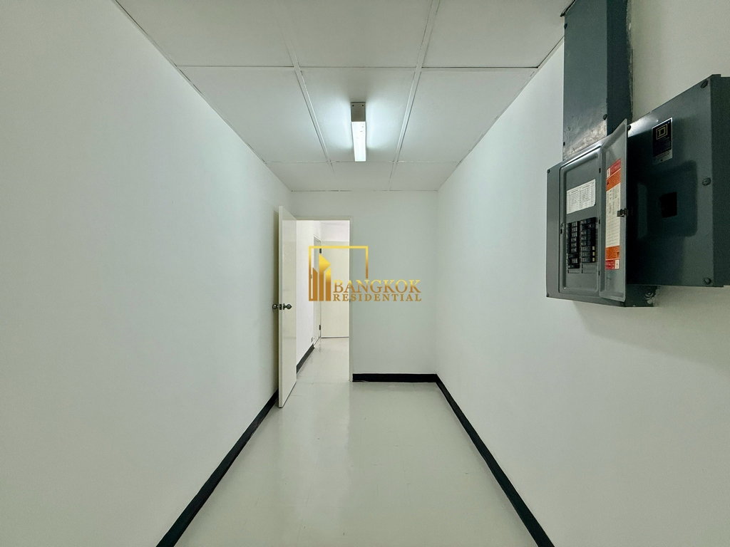 รูป Huge 2 Bedroom Apartment For Rent in Sukhumvit Soi 3 Area - BR0177AP - รูปที่ 20/33