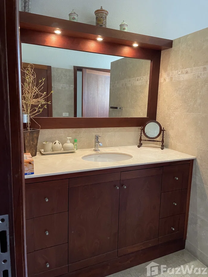 picture Secluded pool villa on sought-after estate 6798145 - 9/16