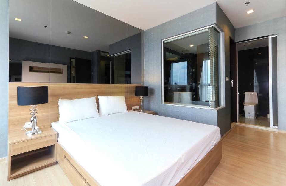 รูป คอนโด 1-ห้องนอน ที่ ริธึ่ม สาทร ใกล้ BTS สะพานตากสิน (ID 3204230) - รูปที่ 2/9