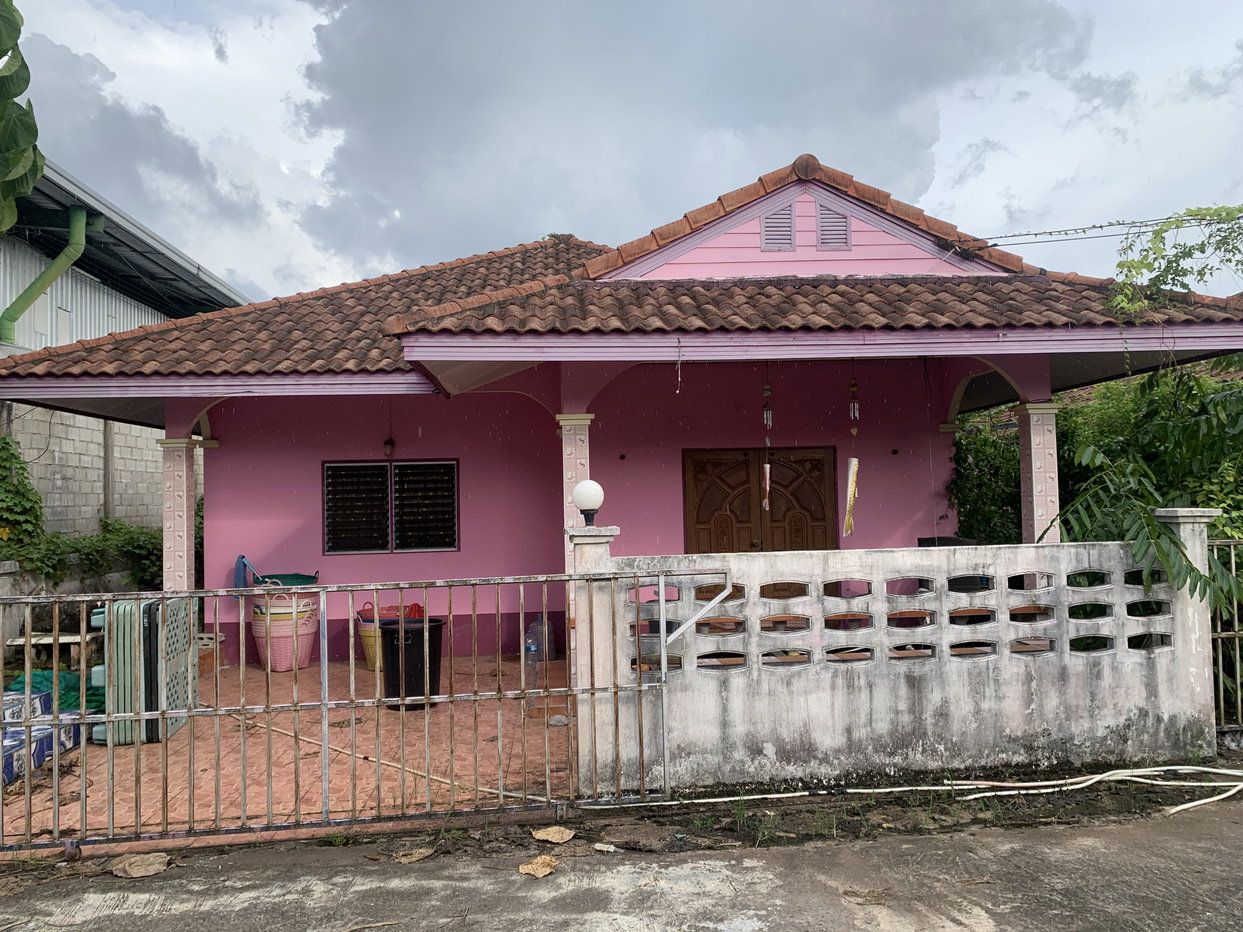 รูป ที่ดินพร้อมสิ่งปลูกสร้าง 47 ตร.วา บ้านสวนกิตติยา 2 หลังสวน ชุมพร 1.2M - รูปที่ 4/5