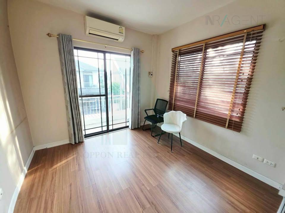 รูป 📌 ให้เช่าบ้านเดี่ยว 2 ชั้น มัณฑนา เลค วัชรพล 4 ห้องนอน 3 ห้องน้ำ - รูปที่ 6/8