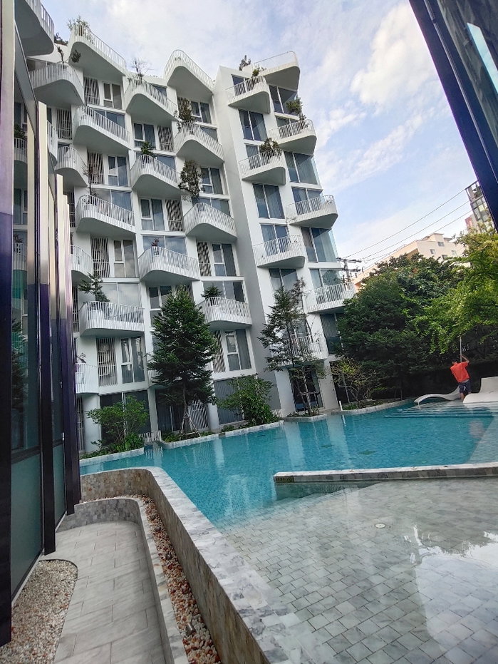 รูป 🔥 ขายคอนโด Pool Access ห้องมุมหายากที่สุดในทองหล่อ มีห้องเดียวเท่านั้น!
คอนโดหรูทองหล่อ พร้อมสระว่ายน้ำหน้าห้อง | Fully Furnished | ใกล้ BTS ทองหล่อ - รูปที่ 27/42