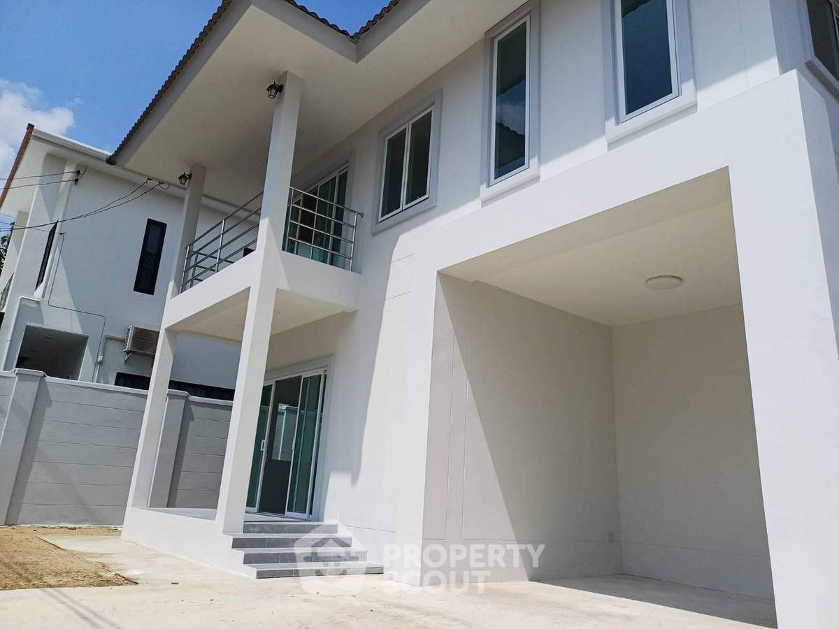 รูป บ้าน 4 ห้องนอน ขนาด 200 ตร.ม. ย่านบางแคเหนือ กรุงเทพฯ (ID 3356522) - รูปที่ 3/18
