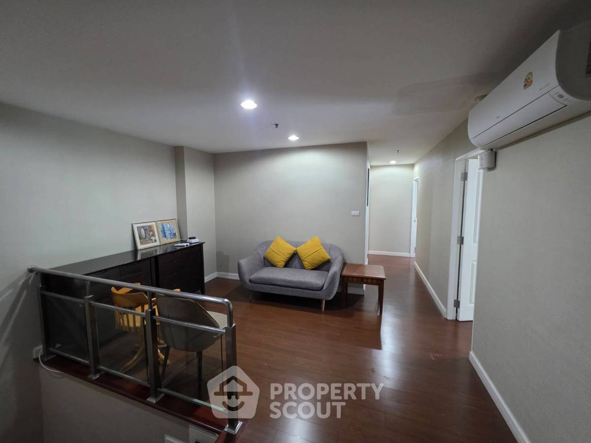 picture 5-BR Condo at Belle Grand Rama 9 near MRT Phra Ram 9 (ID 2390207) - 10/17