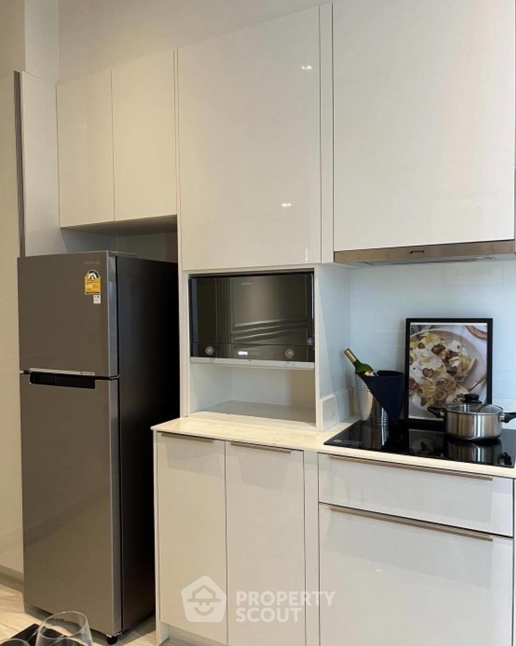 picture 2-BR Condo At Ashton Silom Near BTS Chong Nonsi (ID 1584068) - 8/9