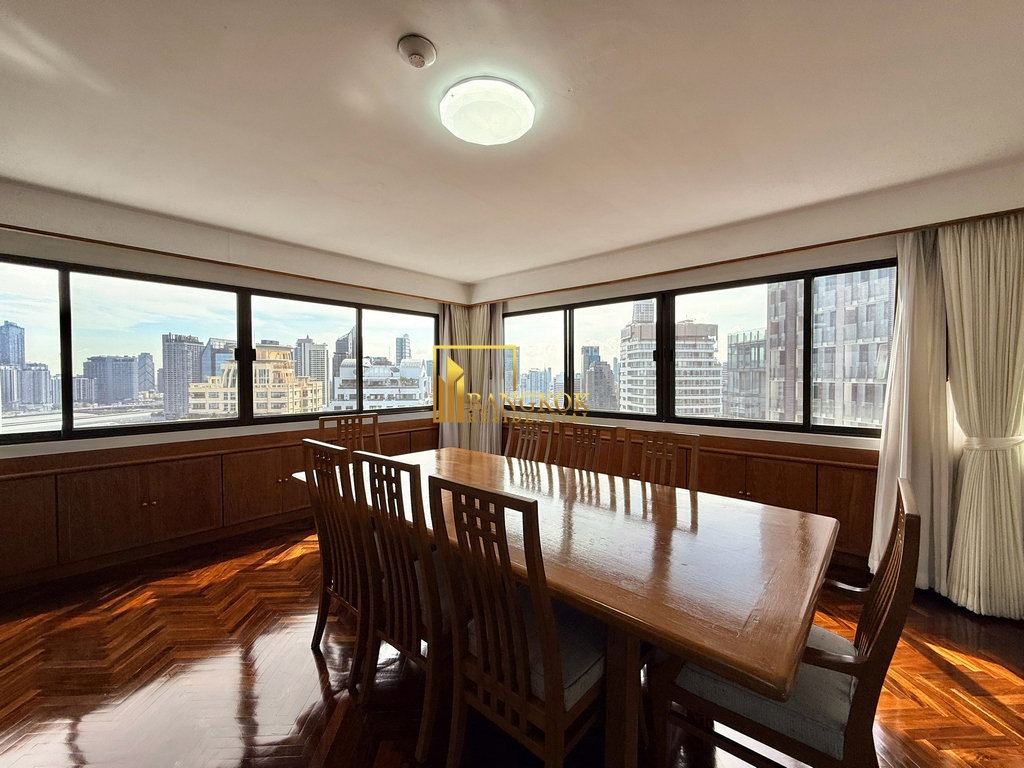 รูป Huge 2 Bedroom Apartment For Rent in Sukhumvit Soi 3 Area - BR0177AP - รูปที่ 5/33