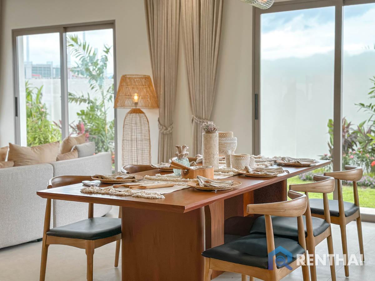 picture Modern Tropical 2-Storey Home in Bangjo, Phuket. - 6/25