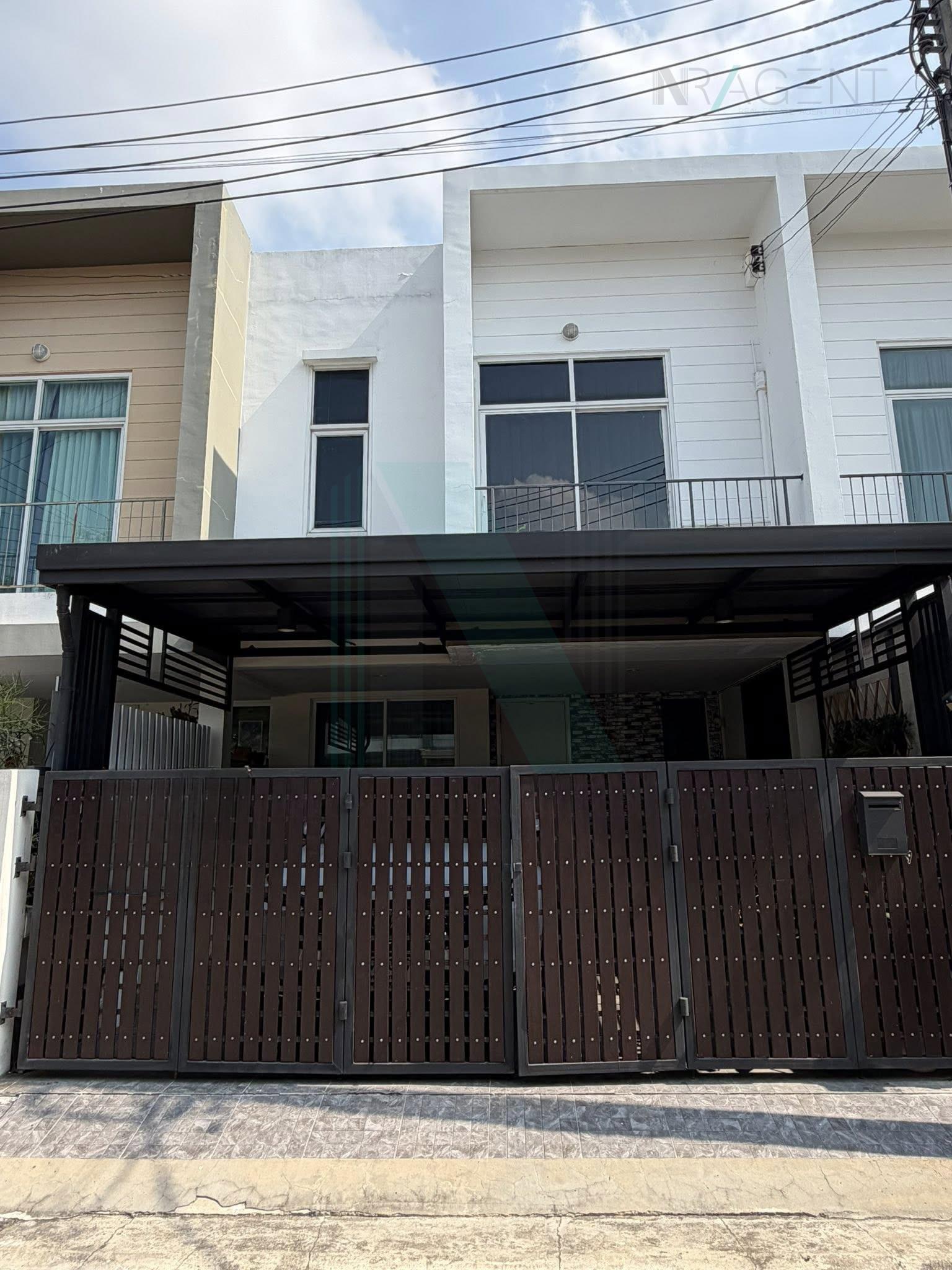 3-bed townhouse for sale, 125 sqm, 17.9 sq wah, Happy ville Donmuang