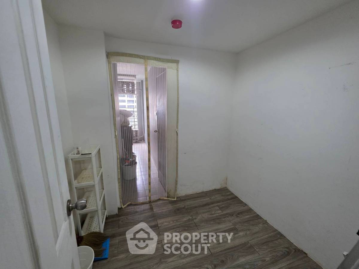 picture 5-BR Condo at Belle Grand Rama 9 near MRT Phra Ram 9 (ID 2390207) - 6/17