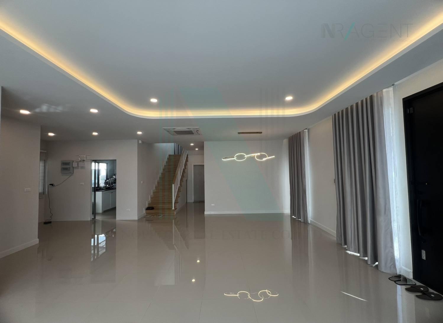 4-bed house for rent, 226 sqm, 68 sq wah, Perfect Place Rama 9 - Krungthepkreetha