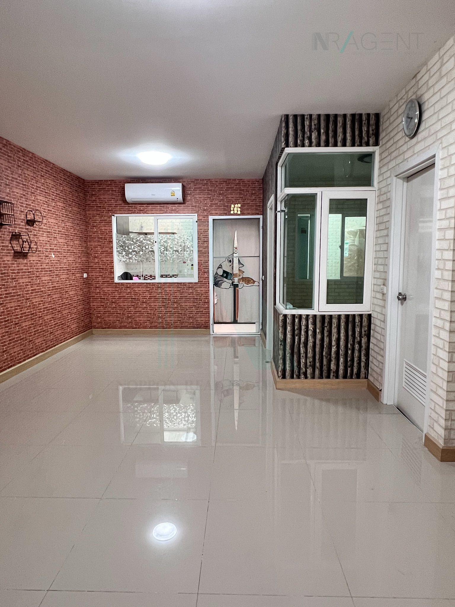 ขายทาวน์โฮม 4 ห้องนอน 100 ตร.ม. 21 ตร.ว. คาซ่า ซิตี้ วัชรพล-เพิ่มสิน
