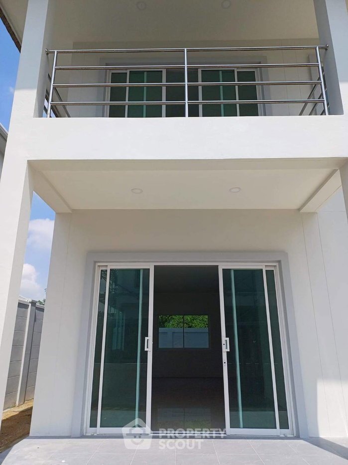 รูป บ้าน 4 ห้องนอน ขนาด 200 ตร.ม. ย่านบางแคเหนือ กรุงเทพฯ (ID 3356522) - รูปที่ 17/18