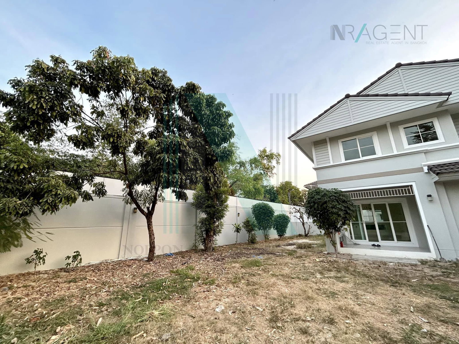 4-bed house for rent, 160 sqm, 120 sq wah, Chaiyapruek Watcharapol