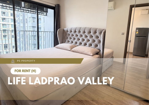 For Rent 📍 Life Ladprao Valley 📍 Fully furnished and equipped with appliances; near BTS Ha Yaek Lat Phrao.