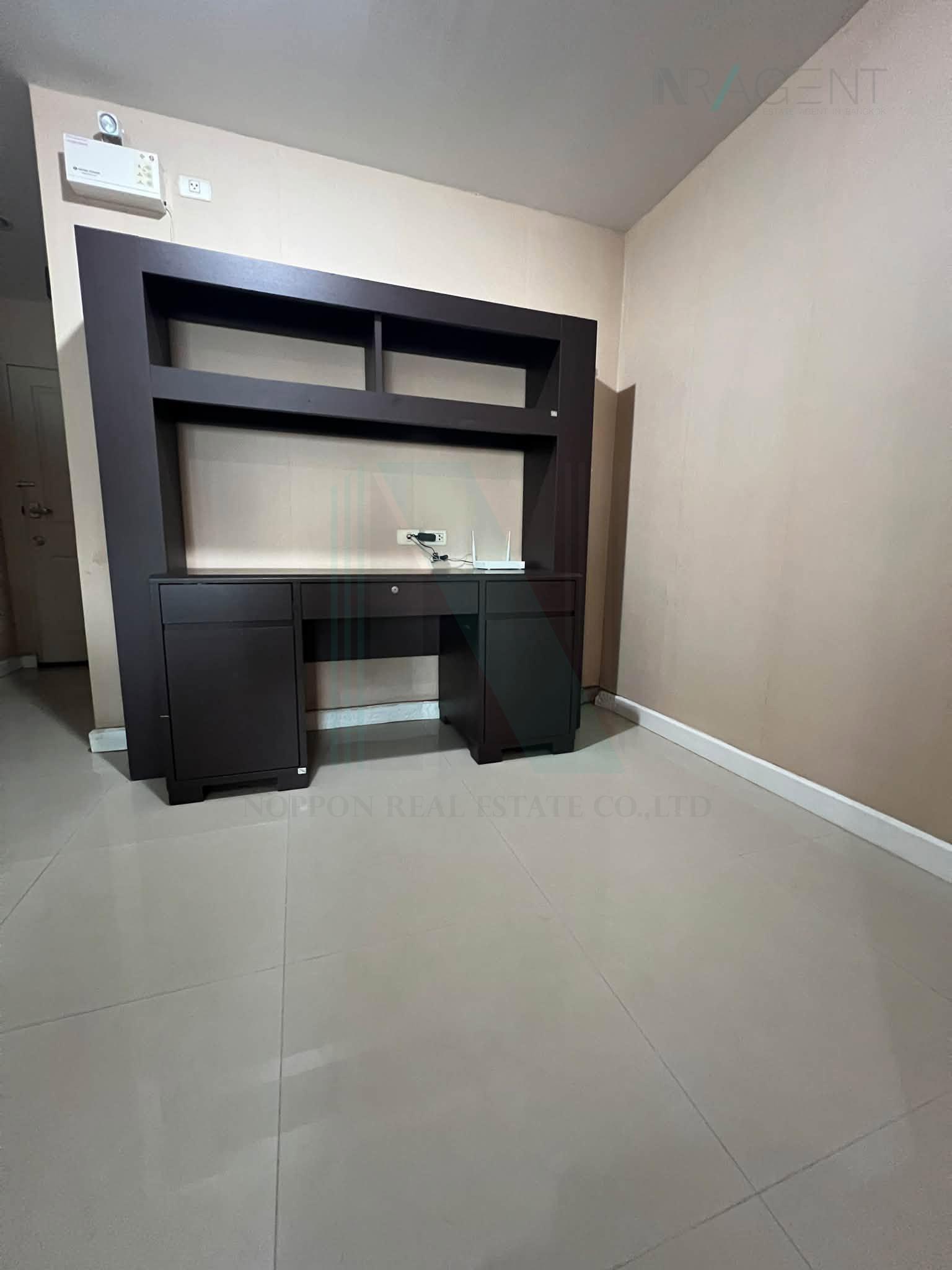 ขายคอนโด 1 ห้องนอน 40 ตร.ม. เมโทร พาร์ค สาทร