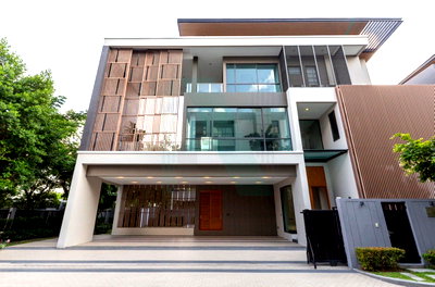Houses for sale Sripatum University : 📌 For Sell House THE GENTRY VIBHAVADI 3-story 5 bedroom 7 bathroom