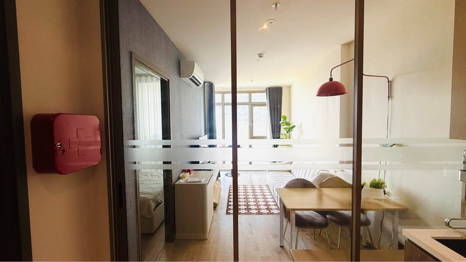 รูป ให้เช่าคอนโด Lifestyle Location + Privacy + Fully Furnished พร้อมอยู่ ทำเลดี เพียงนำกระเป๋าเข้าอยู่ได้เลย ใกล้ BTS เอกมัย - รูปที่ 3/15
