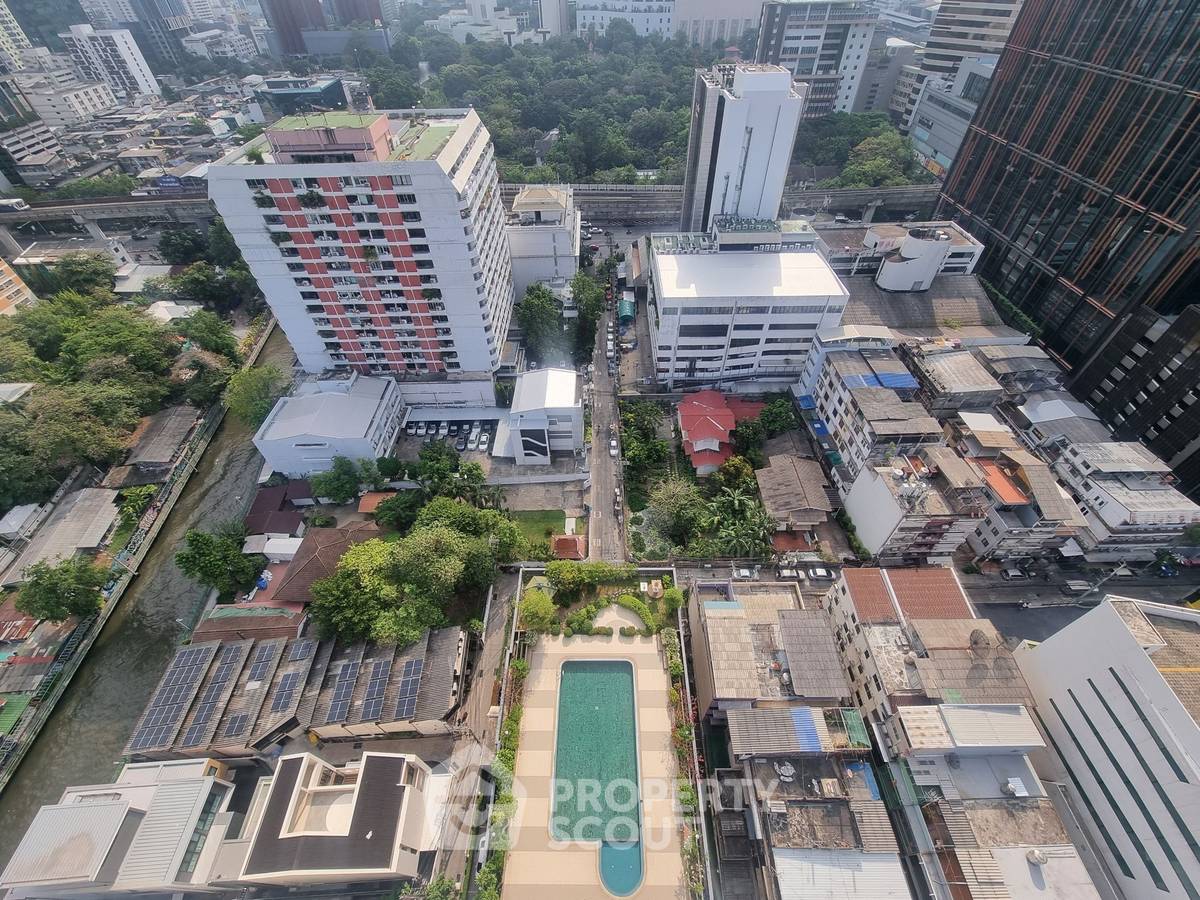 picture 40m To BTS National Stadium | 4-BR Baan Kasemsan 1 Condo (ID 1836771) - 10/11