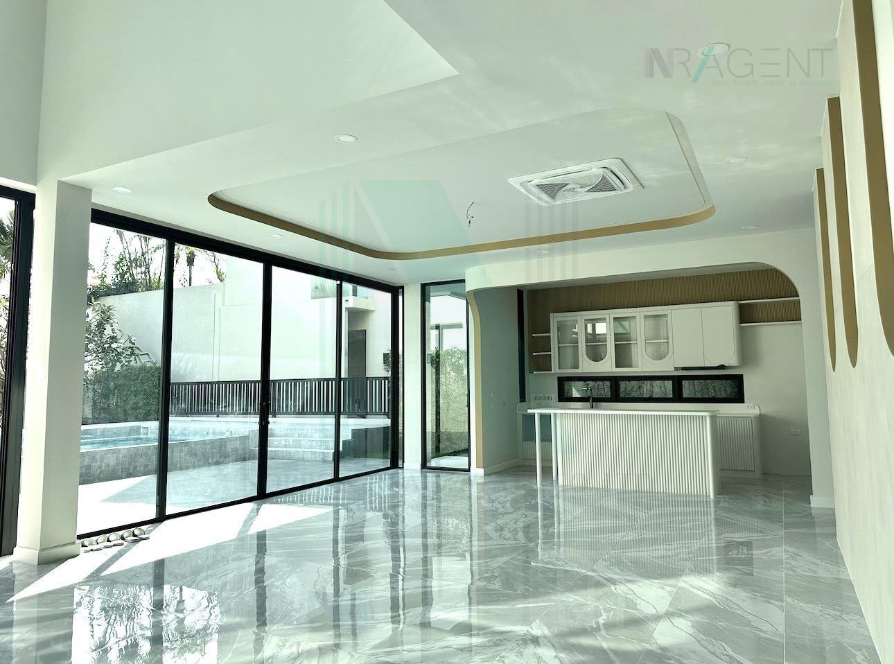 ขายบ้านเดี่ยว 5 ห้องนอน 700 ตร.ม. 182 ตร.ว. เดอะ มาสเตอร์ เอกมัย-รามอินทรา