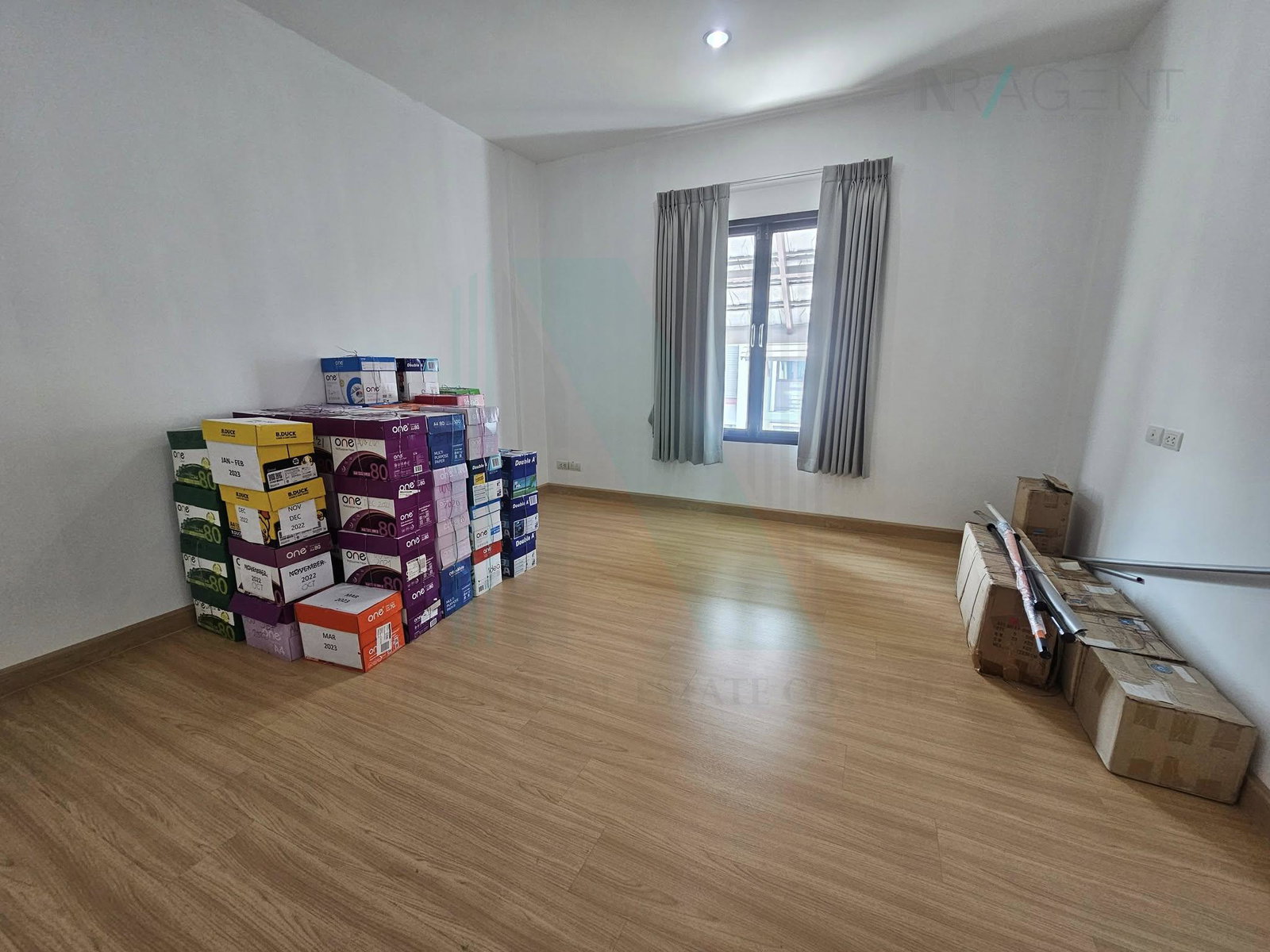 3-bed townhouse for sale, 300 sqm, 24.5 sq wah, Areeya Mandarina Ratchada-Sutthisarn