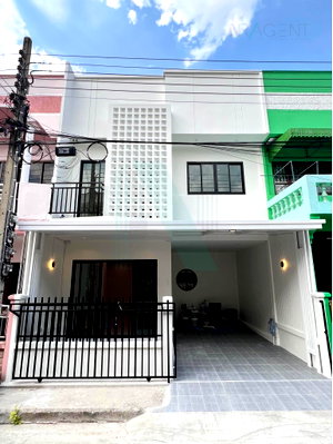 Townhouses for sale : 📌 For Sell Town house NATTHAKAN 2-story 4 bedroom 2 bathroom
