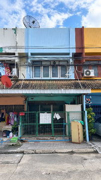 📌 ขายทาวน์เฮาส์ โครงการ บ้านอมรพันธ์ 9 2 ชั้น 3 ห้องนอน 2 ห้องน้ำ