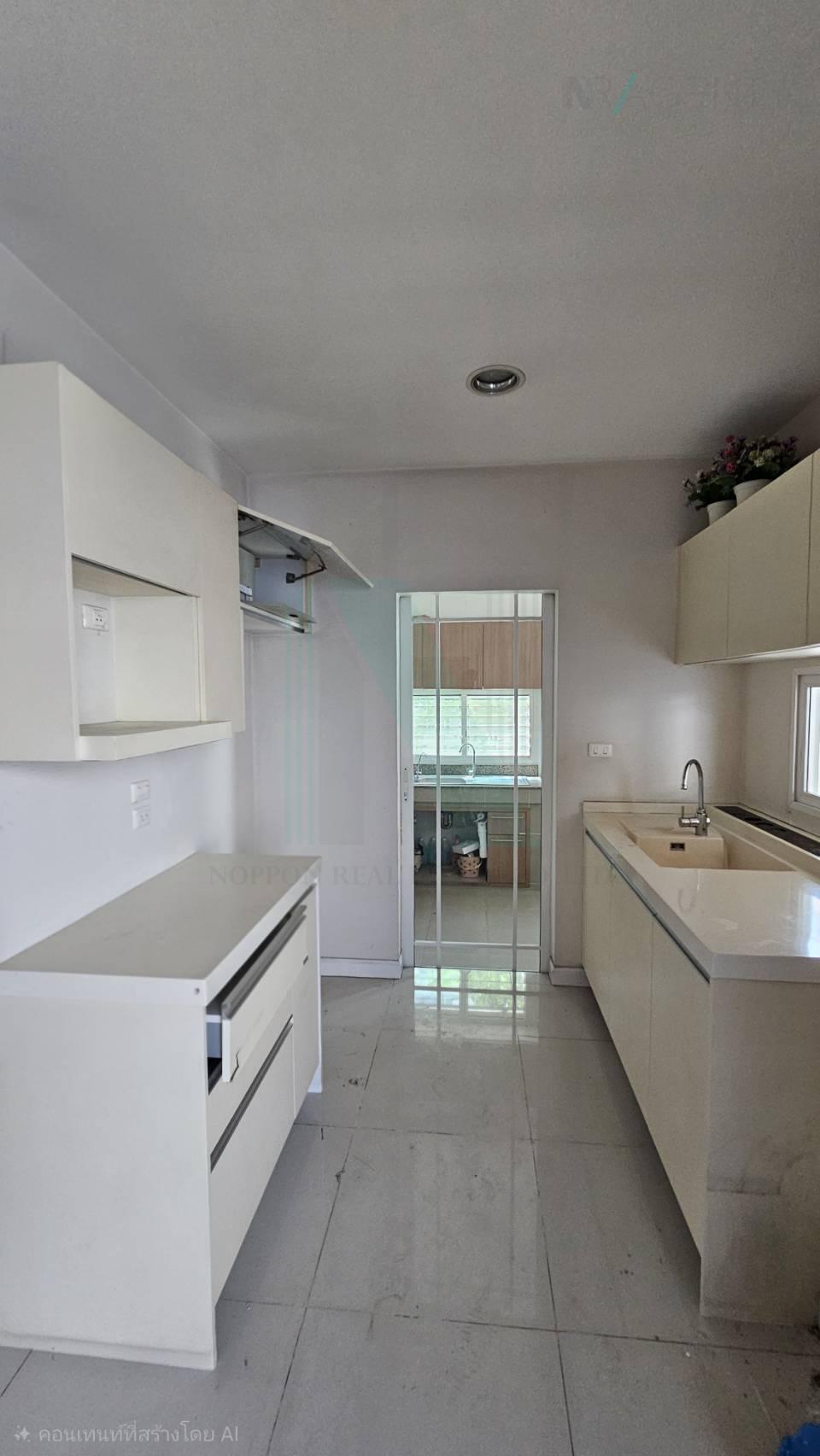 ขายบ้านเดี่ยว 4 ห้องนอน 200 ตร.ม. 88 ตร.ว. บ้านมัณฑนา รามอินทรา - วงแหวน