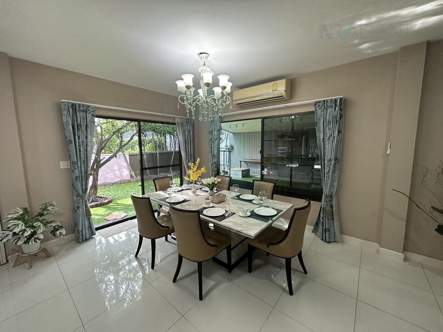 4-bed house for sale, 350 sqm, 133.8 sq wah, Manthana Rama 9 - Srinakarin