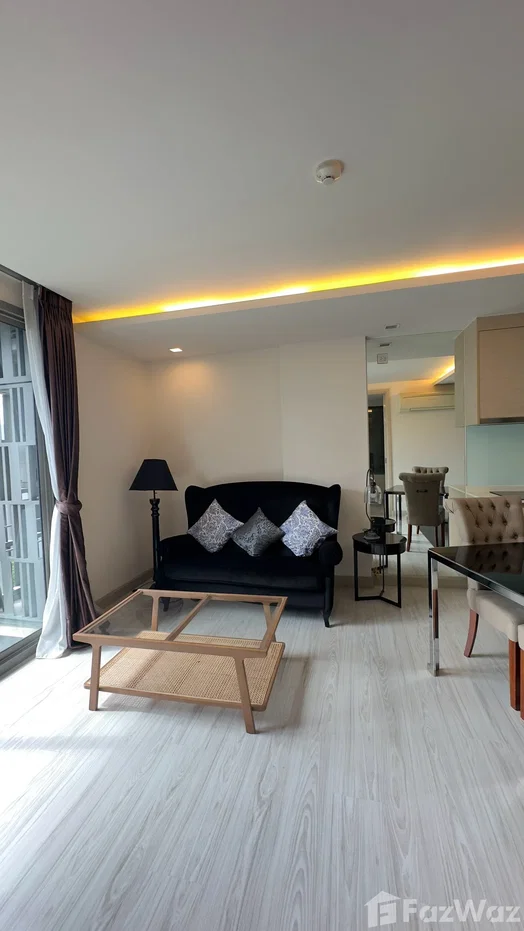 picture 1 Bedroom Condo for sale at Via Botani 6825422 - 4/30