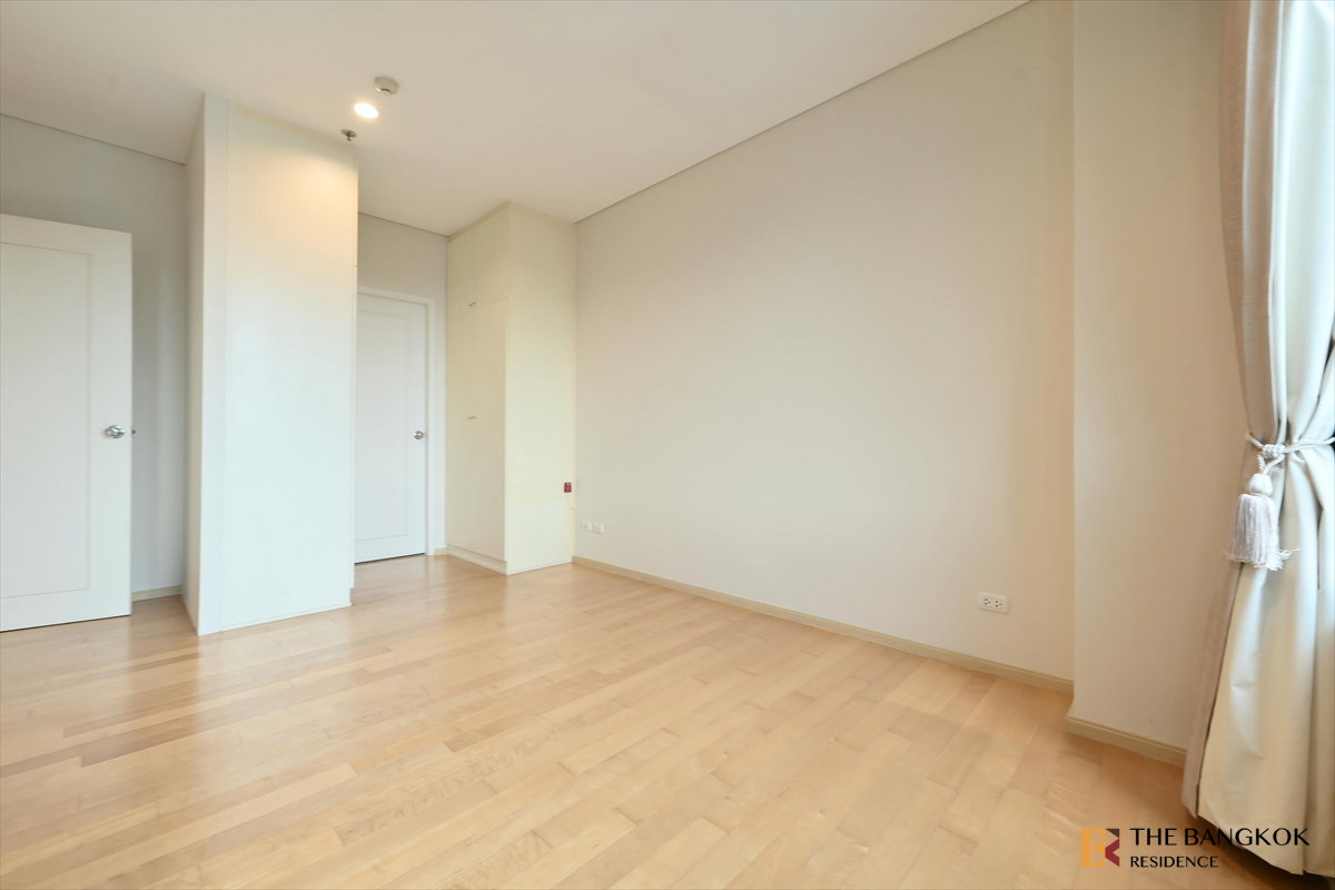 picture 🔥 Rare Item! 💎 Villa Asoke Duplex 2BR 110.23 sq.m. 12.5MB✨ Brand New, Featuring a Highly Sought-After Rear View 🌆 Near MRT Phetchaburi - 13/16