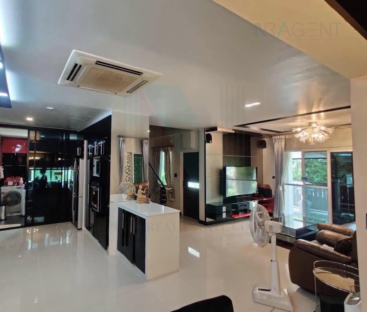 ขายบ้านเดี่ยว 2 ห้องนอน 186 ตร.ม. 63 ตร.ว. บ้านมัณฑนา รามอินทรา - วงแหวน