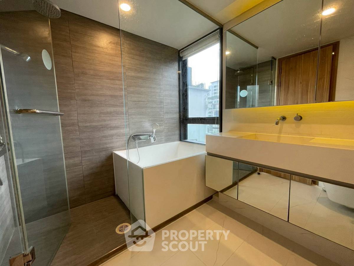 picture 3-BR Condo at Siamese Exclusive Sukhumvit 31 near MRT Sukhumvit (ID 3246033) - 14/15