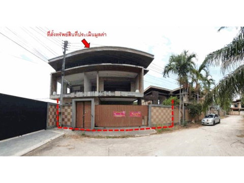 ที่ดินพร้อมสิ่งปลูกสร้าง 103.3 ตร.วา เปี่ยมมงคล 3 บางละมุง ชลบุรี 7.4M