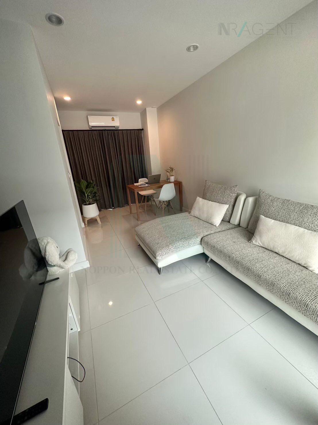 ขายทาวน์โฮม 2 ห้องนอน 105 ตร.ม. 16 ตร.ว. เวิร์ฟ สายไหม - พหลโยธิน