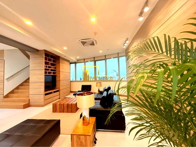 Condos for sale : Millennium Residence | Spacious 3 Bedroom Luxury Condo - BR4123CD