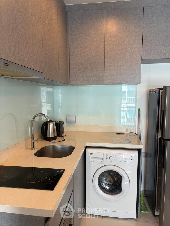 รูป คอนโด 2 ห้องนอน Rhythm Sukhumvit 36-38 ใกล้ BTS ทองหล่อ (ID 3356452) - รูปที่ 3/16