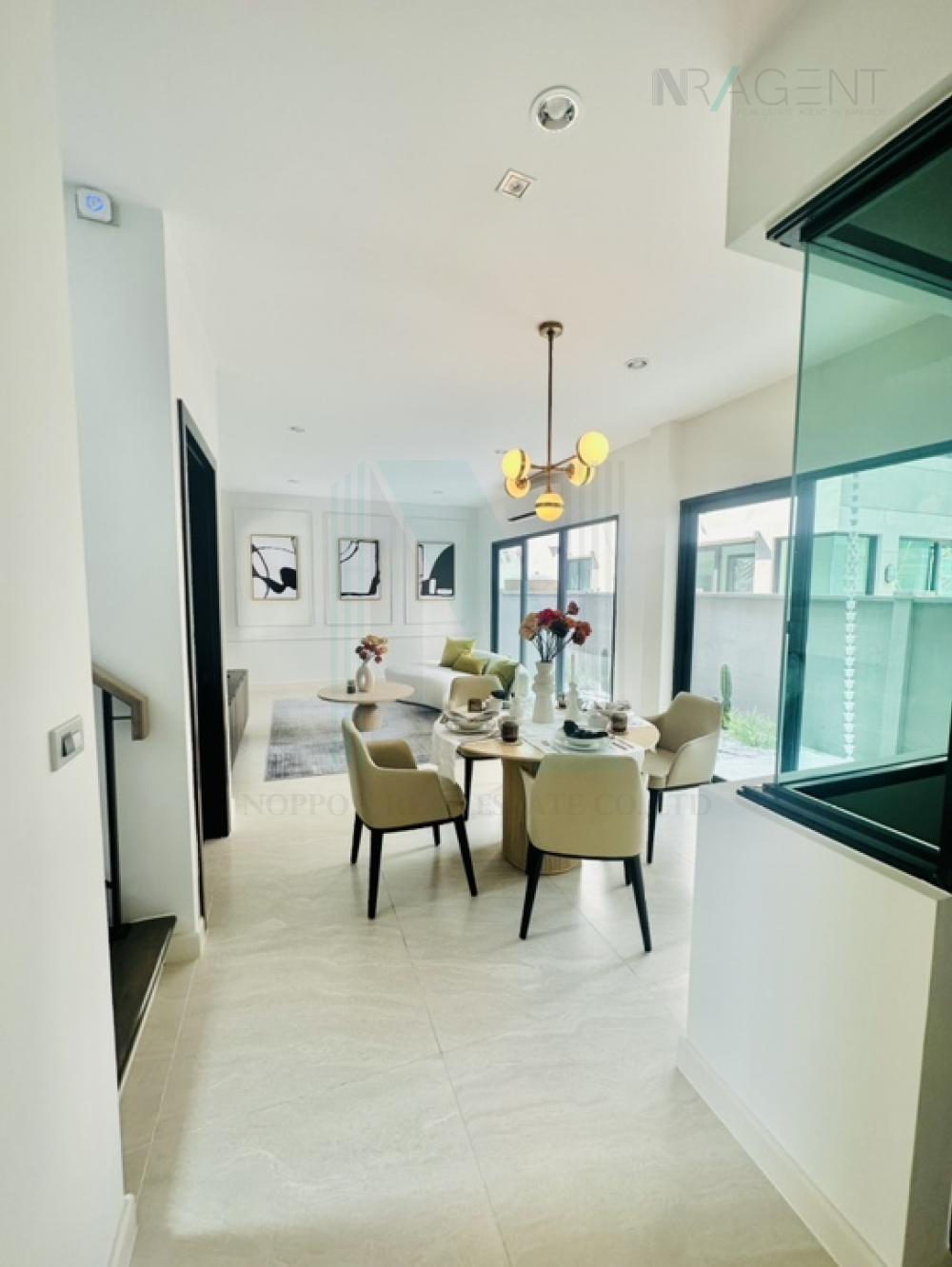3-bed townhouse for rent, 228 sqm, 30 sq wah, Baan Klang Muang Classe Sukhumvit 77
