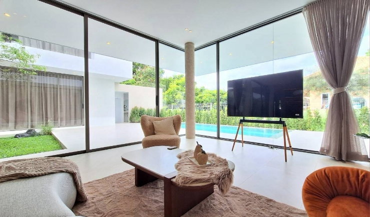 รูป ✅️ For sale The Pool Villa โครงการฟลอร่nาวิลล์
🏷️ ราคาเพียง 24.9 ล้านบาท
เนื้อที่139 ตร.ว 500 ตรม.ขนาด 5 ห้องนอน 5ห้องน้ำ ตกแต่งครบพร้อมอยู่ - รูปที่ 20/92