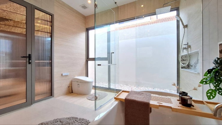 รูป ✅️ For sale The Pool Villa โครงการฟลอร่nาวิลล์
🏷️ ราคาเพียง 24.9 ล้านบาท
เนื้อที่139 ตร.ว 500 ตรม.ขนาด 5 ห้องนอน 5ห้องน้ำ ตกแต่งครบพร้อมอยู่ - รูปที่ 43/92