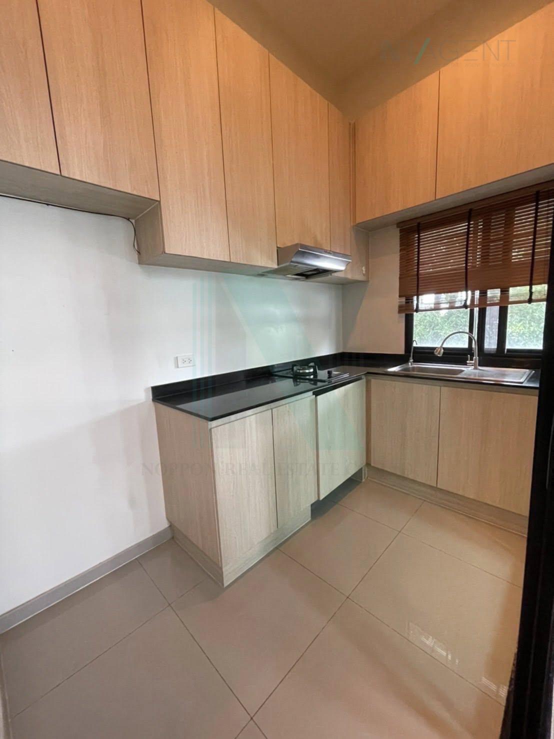 ขายทาวน์โฮม 3 ห้องนอน 185 ตร.ม. 30 ตร.ว. อาร์เด้น ลาดพร้าว71