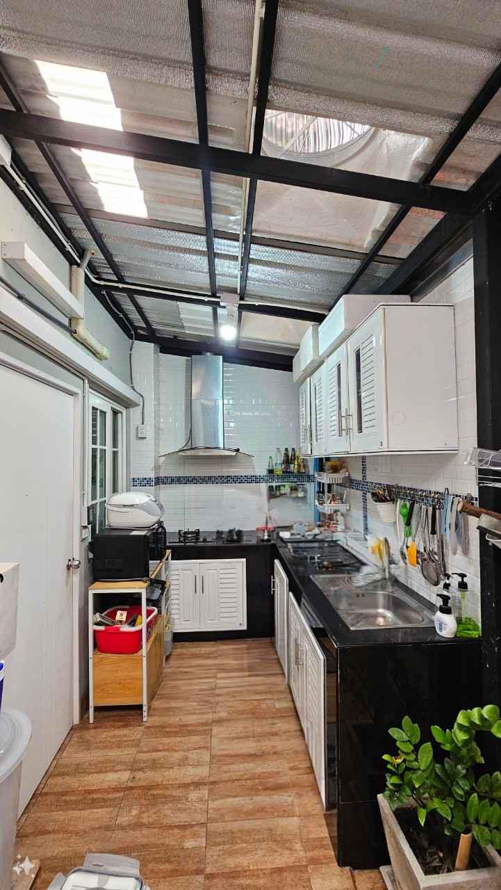 3-bed townhouse for sale, 96 sqm, 19 sq wah, Golden Town 2 Ladprao - Kaset Nawamin