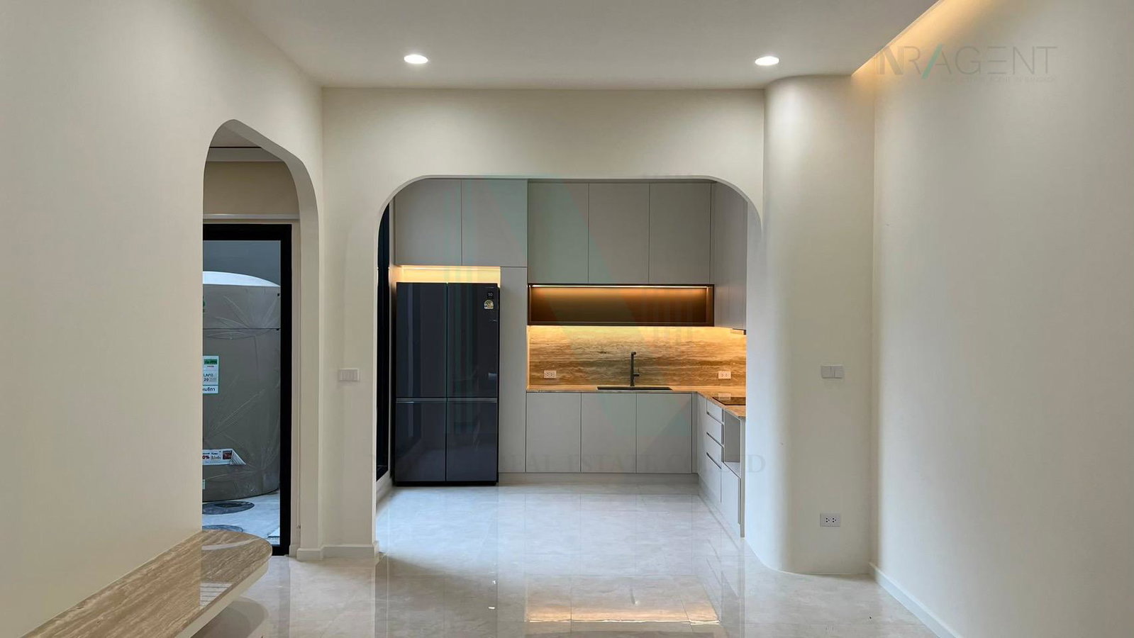 3-bed townhouse for sale, 212 sqm, 24 sq wah, DEMI Sathu 49
